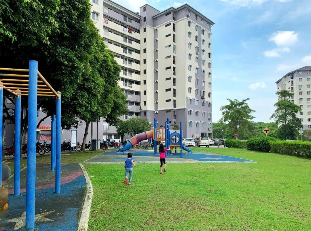 Maya Homestay Putrajaya @ Twelve Екстериор снимка